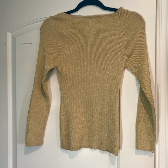 Sparkly Gold ribbed shirt - Picture 5 of 5